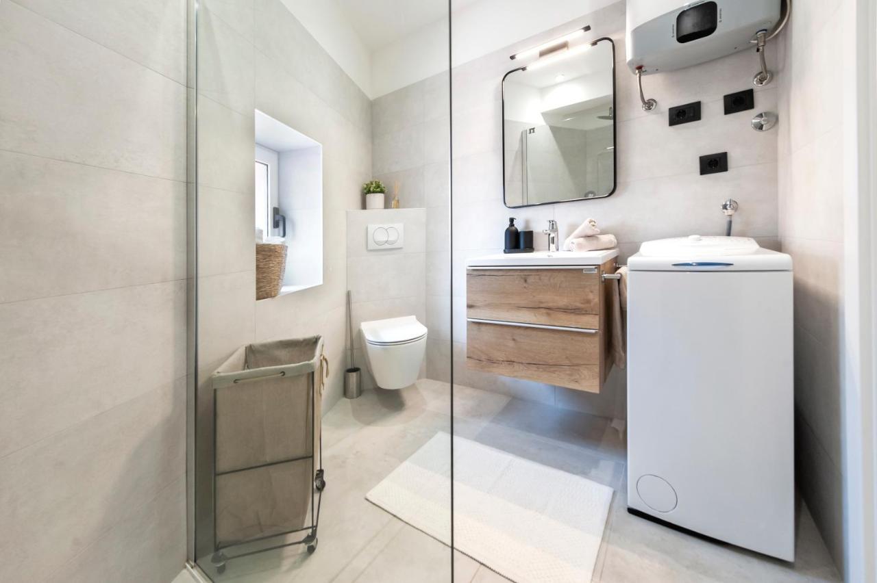 Modern And Cozy Apartments Salt & Pepper In Heart Of Rovinj Exterior photo