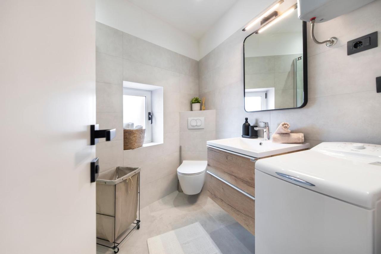 Modern And Cozy Apartments Salt & Pepper In Heart Of Rovinj Exterior photo